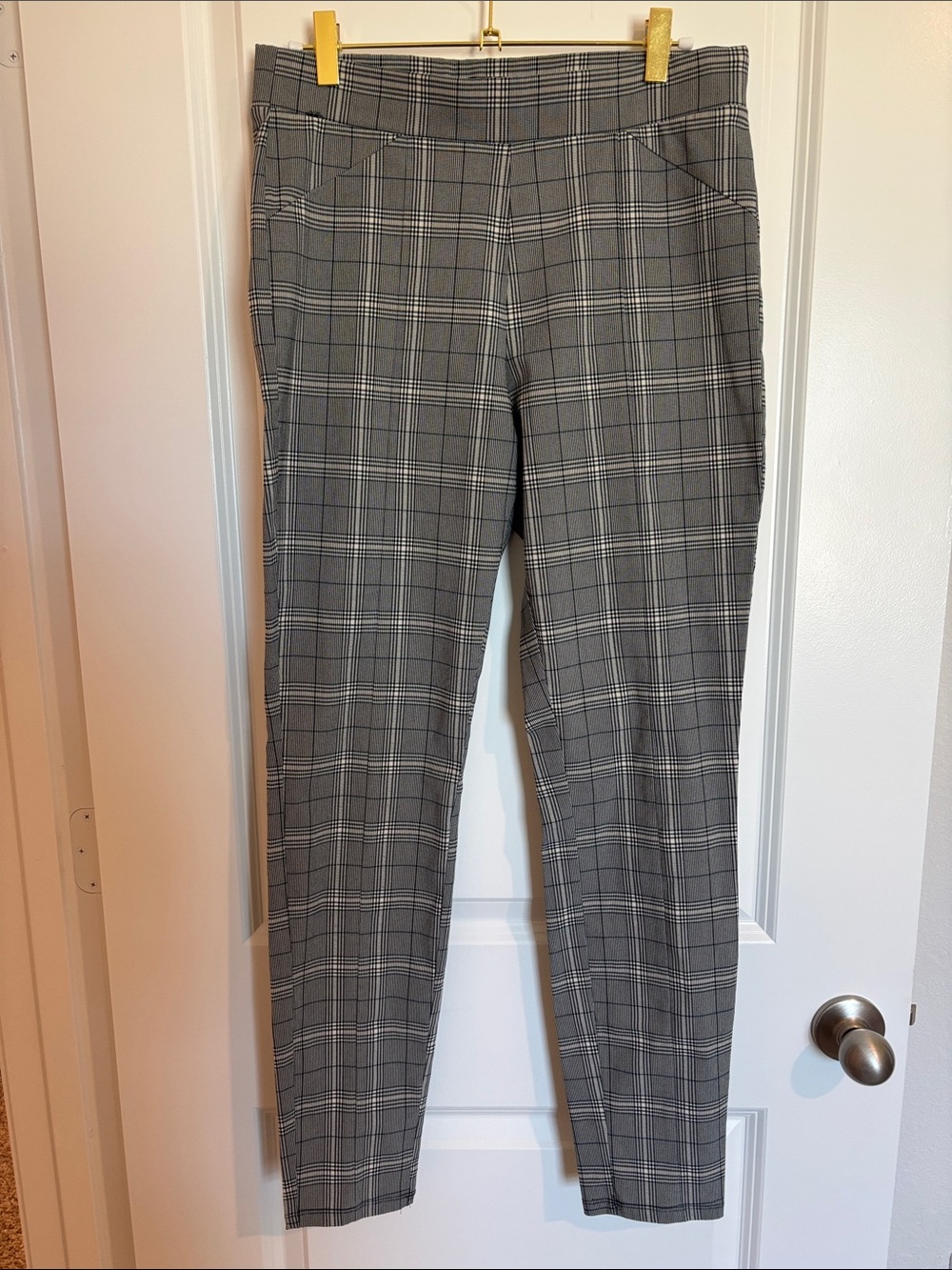 Simply Vera Vera Wang Gray Plaid Slim Dress Pants